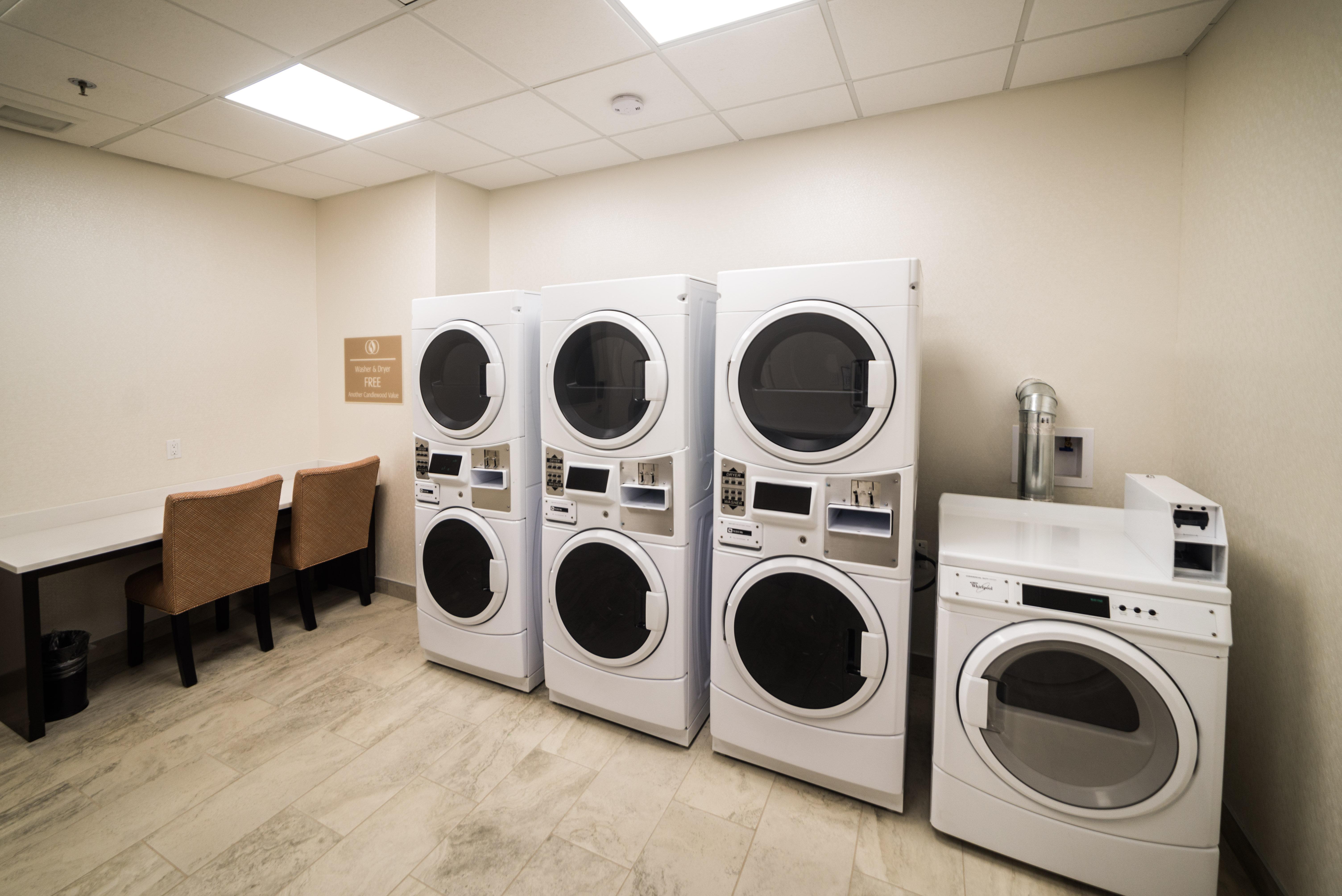 Candlewood Suites West Edmonton - Mall Area By Ihg Esterno foto